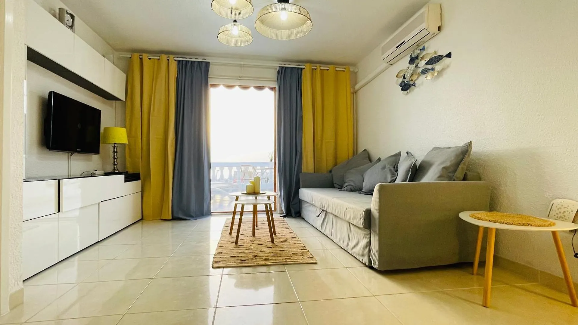 Apartment Seaview Port Royal, Los Cristianos, Heated Pool, Wifi Los Cristianos